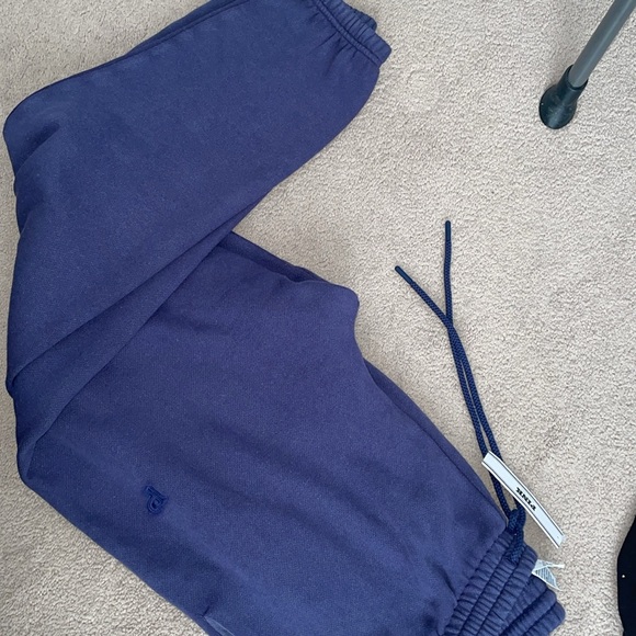 Pink Victoria’s Secret Jogger pants new navy S - Picture 2 of 15